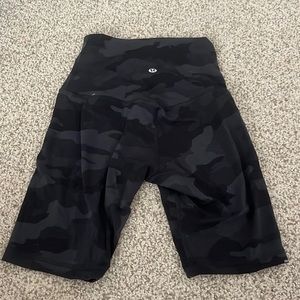 Lululemon biker shorts